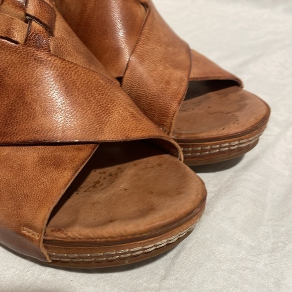 Antelope Tavi Wedges - Picture 6 of 6